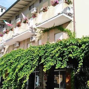 Hotel Simon **