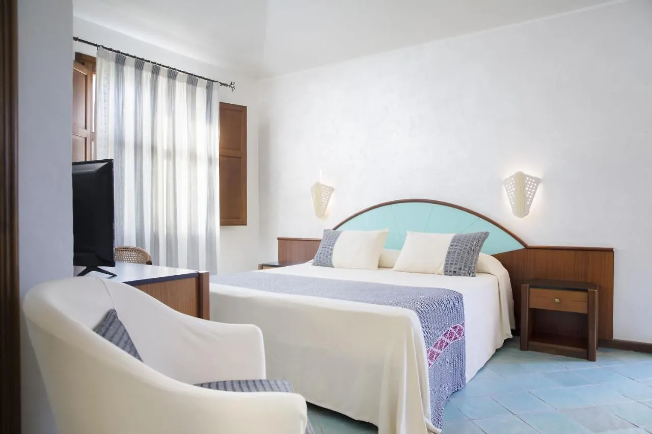 Hotel La Torre Bari Sardo 4*,